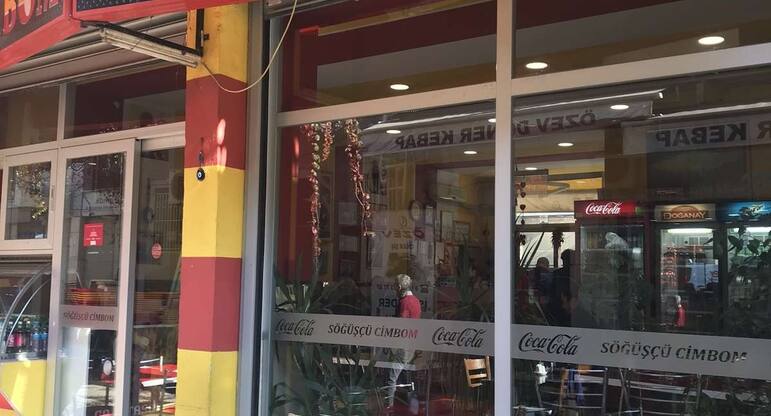 Cimbomlu Meshur Soguscu Kemeralti Izmir Zomato